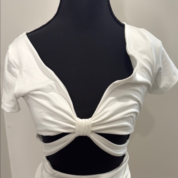 Windsor Cream Plunge Ruched Bodycon Dress - Picture 3 of 7